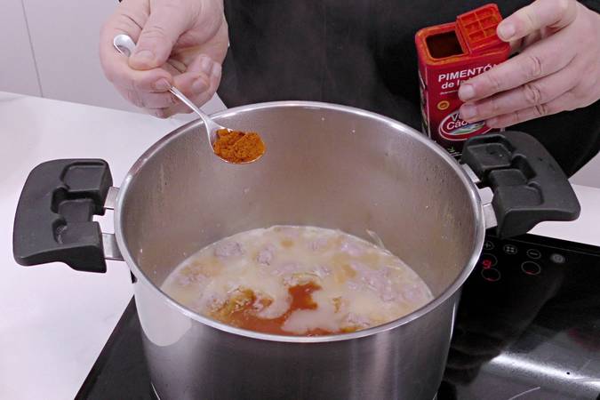 patatas con salchichas paso 4