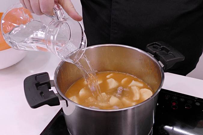 patatas con salchichas paso 5