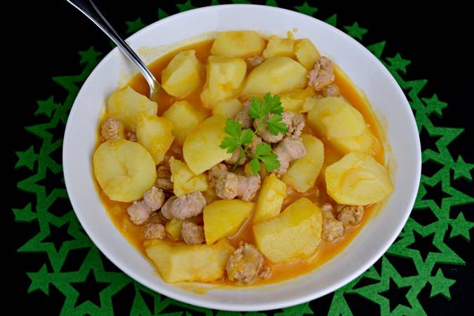 patatas con salchichas paso final