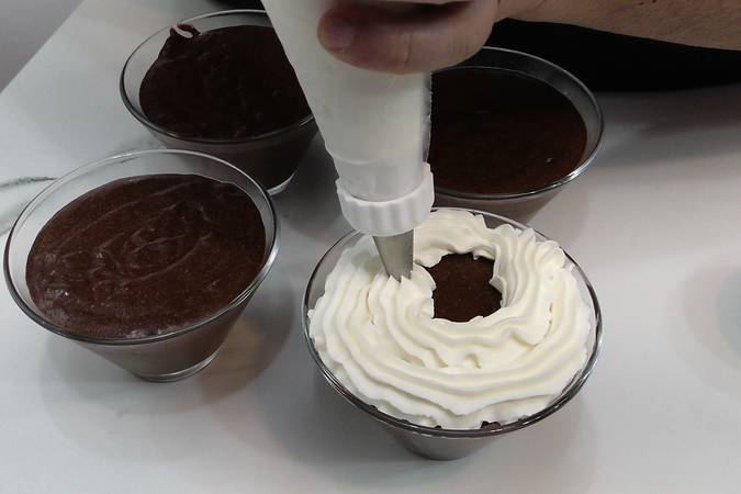 mousse de chocolate paso 8