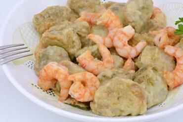 alcachofas con gambas