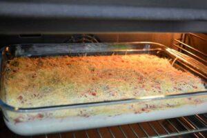 Espárragos con bechamel y gratinados con queso paso 6