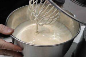 Bizcocho de amaretto paso 1