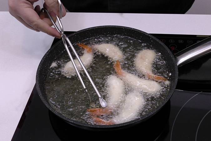 tempura de langostinos paso 4