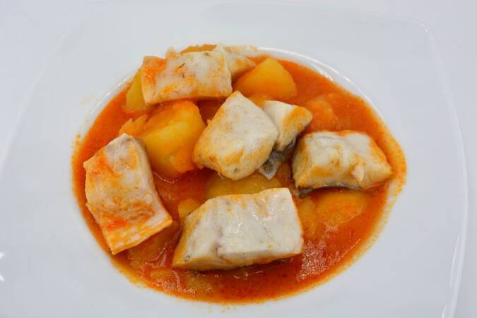 Cazuela de patatas con corvina paso final