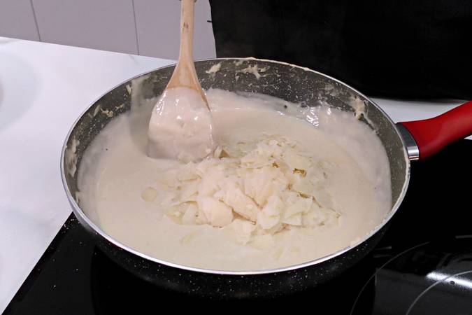 croquetas rellenas con huevo cocido paso 3
