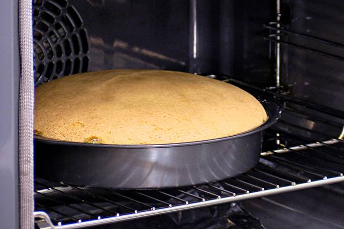 bizcocho de plátano caramelizado paso 7