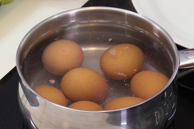 cómo cocer huevos duros paso 3