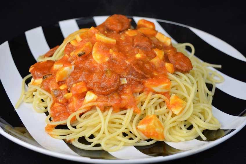 espaguetis con chorizo