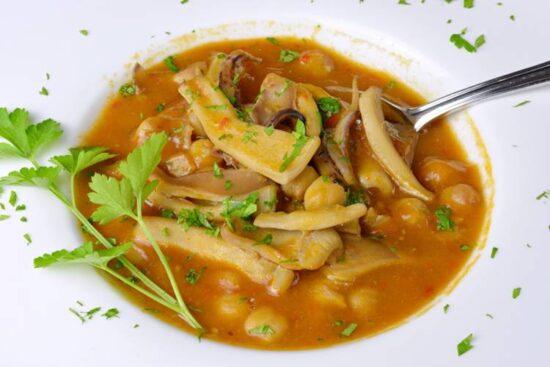 garbanzos con calamares
