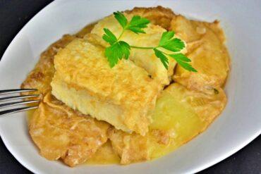 Patatas a la importancia con bacalao