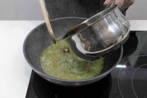 salsa de almendras casera paso 2