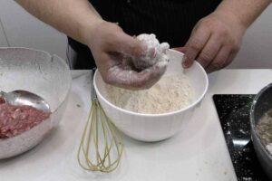 Albóndigas con salsa de almendras paso 3