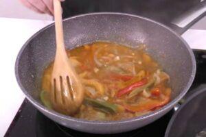 chuletas de cerdo con salsa agridulce paso 3