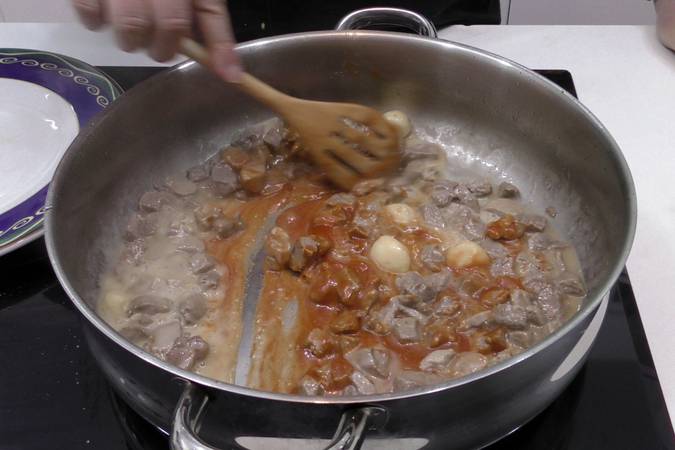 fideuá de cordero paso 3