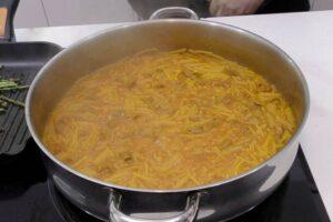 fideuá de cordero paso 5