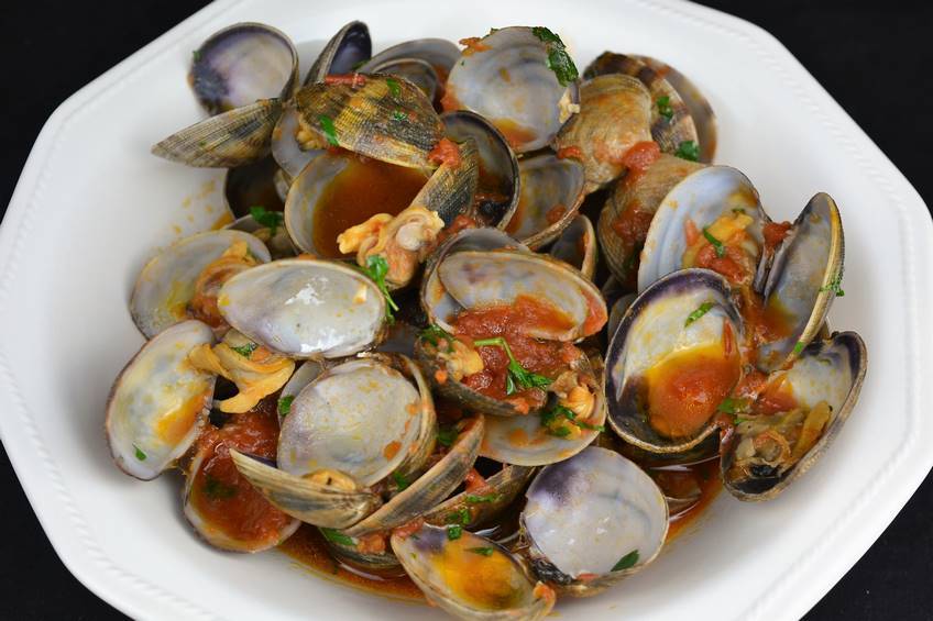 almejas con tomate picante paso final