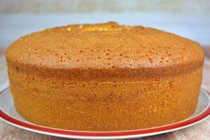 Bizcocho de mantequilla alto y esponjoso