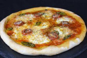 Masa de pizza para principiantes 1 receta de Javier Romero