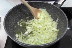 bacalao con salsa de tinta de calamar paso 1