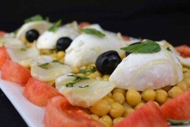 Ensalada de garbanzos con bacalao