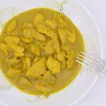 Pollo al curry con leche de coco