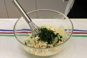 salsa tártara paso 2