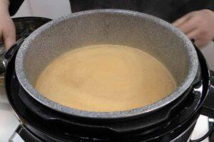 Sopa de fideos con almejas paso 5