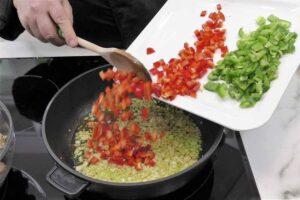 Caracoles con salsa picante paso 1