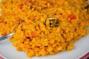 Arroz con pollo y verduras en la olla GM paso 6