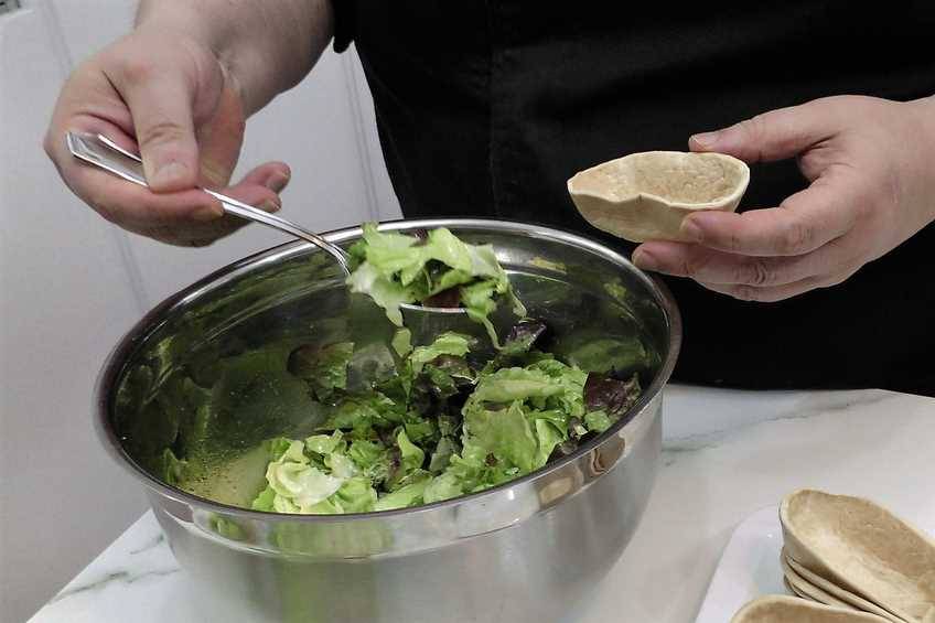 tacos de pollo y ensalada paso 3