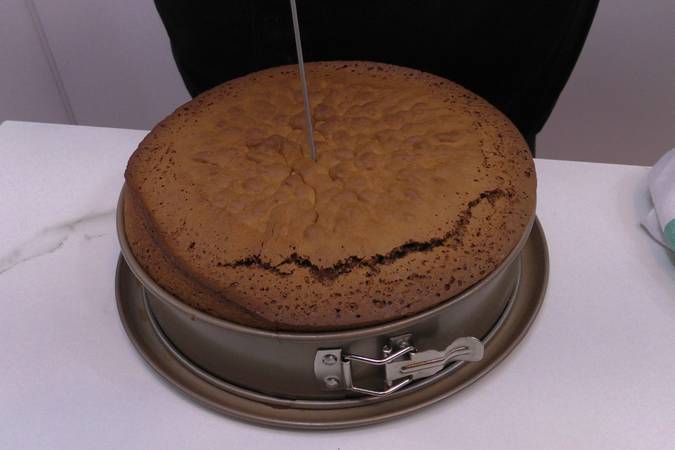 tarta de chocolate con nata paso 6