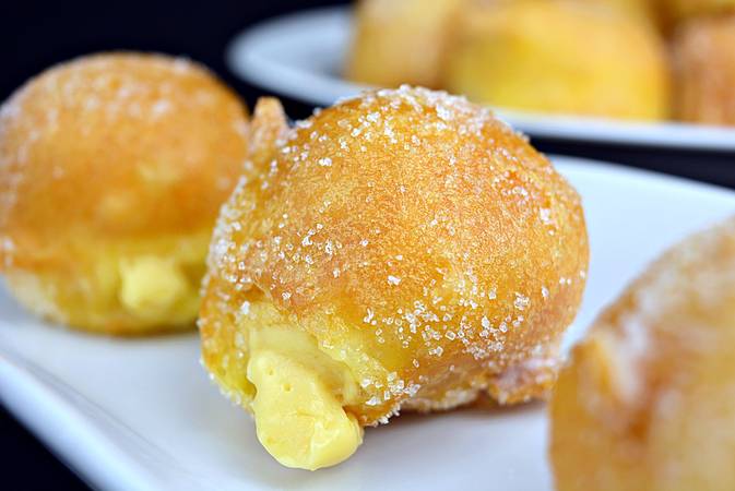 Ya podemos disfrutar de los buñuelos rellenos de crema pastelera