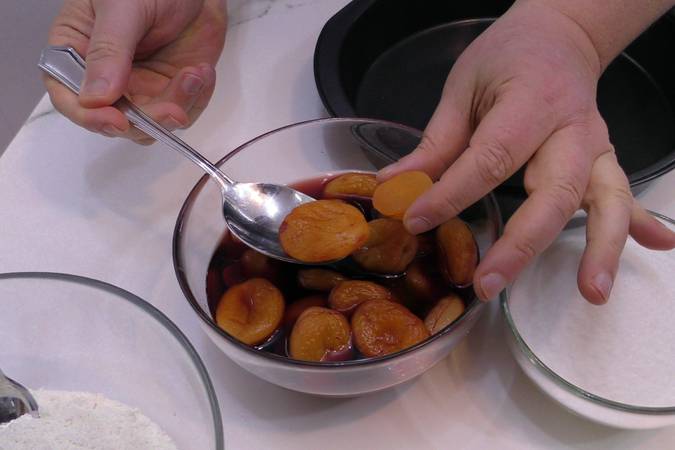 pastel de orejones paso 1