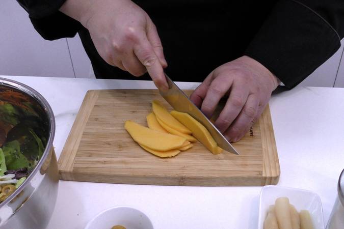 ensalada de mango paso 3