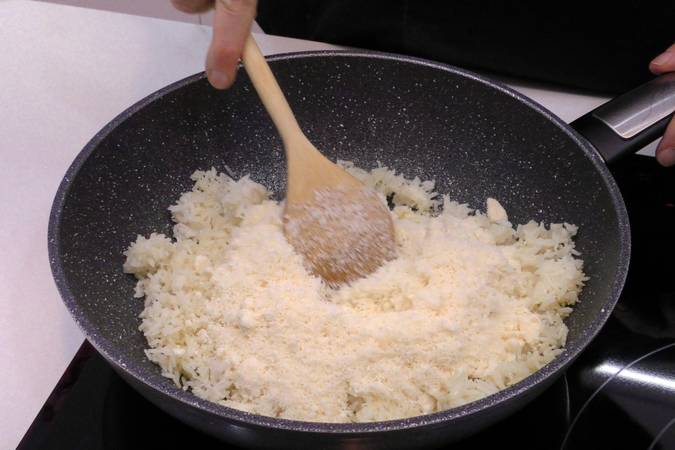 croquetas de arroz y queso paso 3