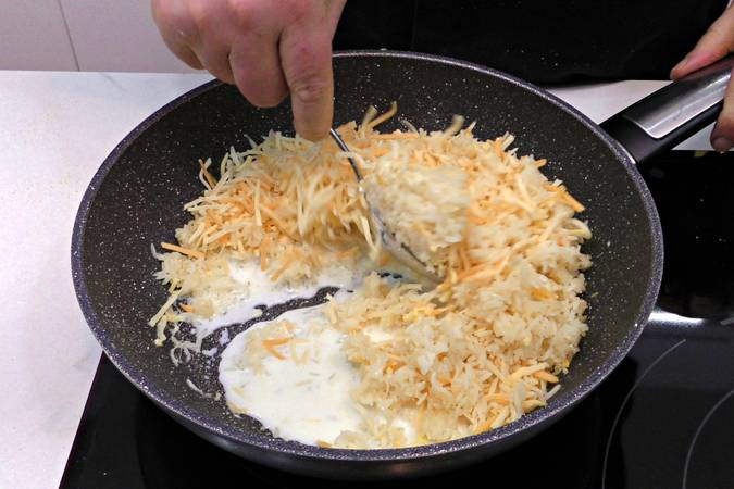 croquetas de arroz y queso paso 4
