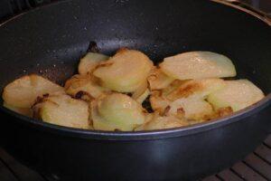 patatas a lo pobre paso 4