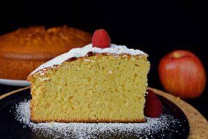 bizcocho de manzana con leche condensada paso 8