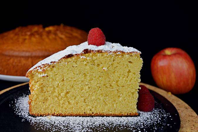 bizcocho de manzana con leche condensada paso 8