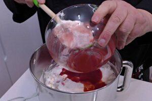 mousse de fresas paso 7