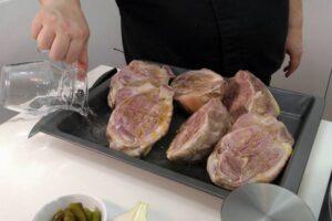 codillo de cerdo strogonoff paso 1