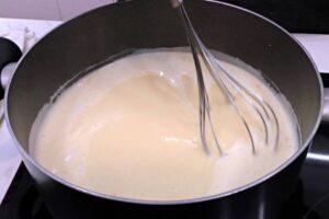 tarta de hojaldre y frambuesa paso 1