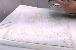 tarta de hojaldre y frambuesa paso 3