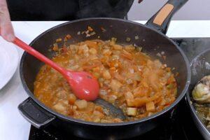 muslos de pollo con salsa de verduras paso 4