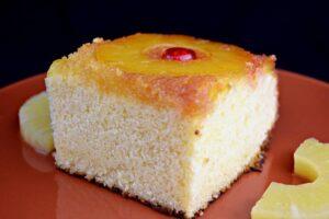 Volteado de piña fácil y rico paso 10