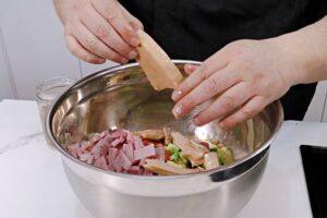 ensalada de garbanzos con atún paso 4