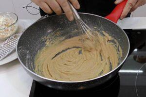 croquetas de pollo con queso paso 2