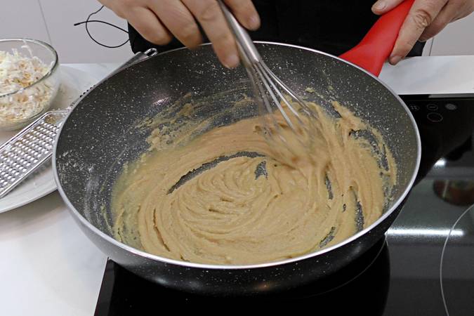 croquetas de pollo con queso paso 2