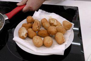 croquetas de pollo con queso paso 8